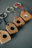 Schlüsselanhänger Holz Esche mit farbigem Loch