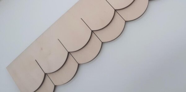 Holzschindelstreifen Biberschwanz  50 mm